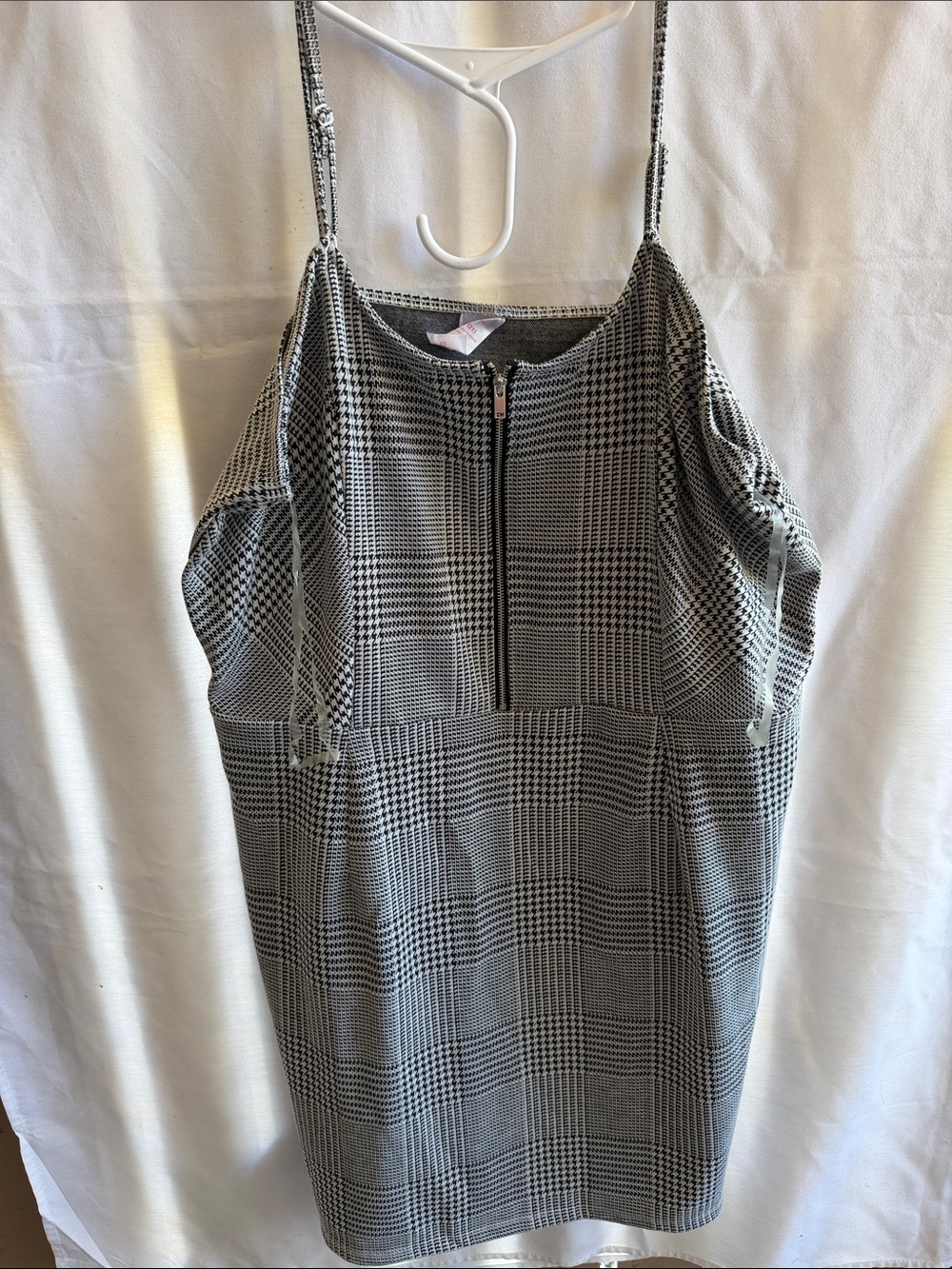 Plaid Zip-Front Women's Dress - Black & White